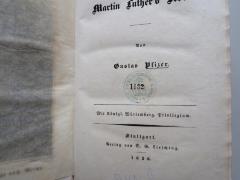 - (Gräfliche Stolberger Bibliothek zu Rossla), Stempel: Wappen, Name, Ortsangabe, Nummer; 'Gräfl. Stolb. Bibliothek z. Rossla
1132'. 
