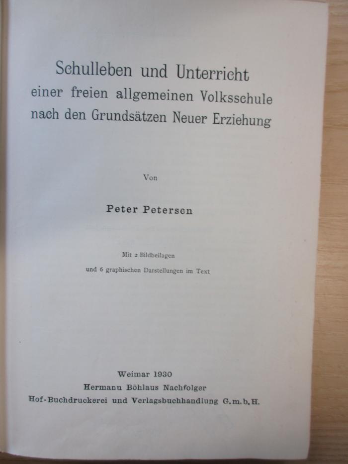 PB 0579 BD/12-1 (ausgesondert) : Schulleben und Unterricht einer freien allgemeinen Volksschule nach den Grundsätzen neuer Erziehung (1930)