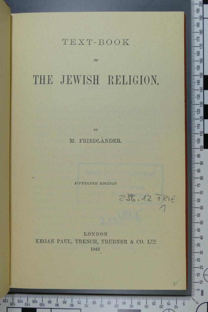 296.12 FRIE 1 : Text-book of the jewish religion  (1942)