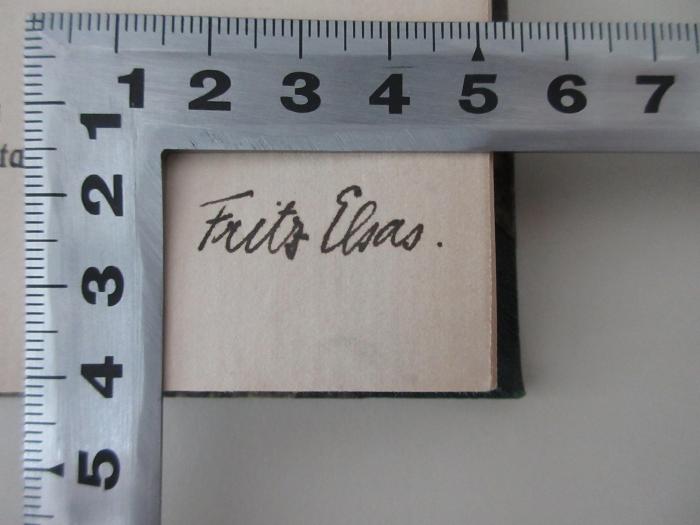98/2021/41083 : Die konstitutionelle Fabrik (1909);- (Elsas, Fritz Dr.), Von Hand: Name; 'Fritz Elsas'. 