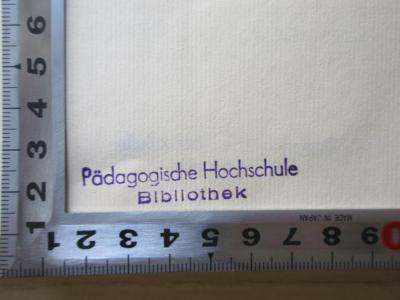 Lit 17 wol 3.A. (ausgesondert) : Älteste deutsche Dichtungen (1924);- (Pädagogische Hochschule Berlin), Stempel: Name; 'Pädagogische Hochschule Bibliothek'.  (Prototyp)