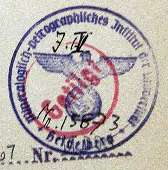 - (Josefine-und-Eduard-von-Portheim-Stiftung für Wissenschaft und Kunst ), Stempel: Name; 'mineralogisch-petrographisches Institut der Universität Heidelberg'. 