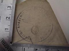 - (Deutsche Akademie der Wissenschaften), Stempel: Wappen, Berufsangabe/Titel/Branche, Name, Ortsangabe; 'Deutsche Akademie der Wissenschaften in Prag'.  (Prototyp)