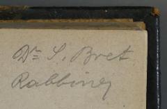 - (Bret, Siegfried), Von Hand: Name, Exlibris; 'Dr. S. Bret
Rabbiner'. 