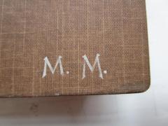 - (Mühsam, Martha), Von Hand: Monogramm; 'M. M.'.  (Prototyp)