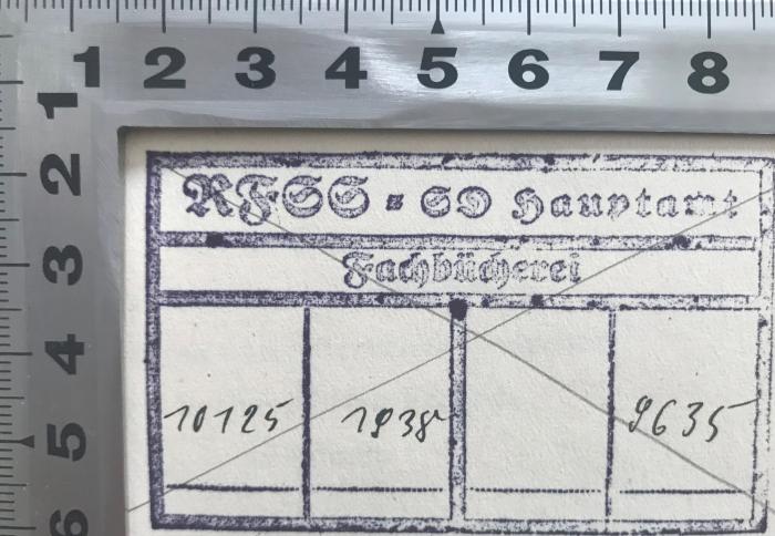18/80/41653(0) : Die Methode der Physik (1938);-, Stempel: Inventar-/ Zugangsnummer; 'RFSS SD Hauptamt
Fachbücherei
10125, 1938, 9635'