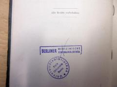 - (Berliner Medizinische Zentralbibliothek), Stempel: Berufsangabe/Titel/Branche, Name, Ortsangabe; 'Berliner Medizinische Zentralbibliothek'. 