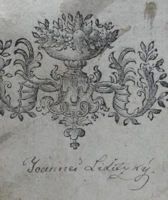 - (Liditzky, Johann Baptist), Von Hand: Exlibris, Name; 'Joannes' Liditzký.'. 