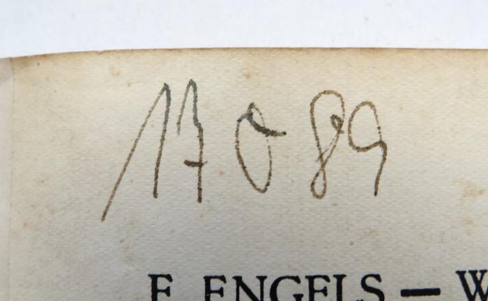 - (NSDAP-Gauarchiv und -museum Südhannover-Braunschweig), Von Hand: Signatur; '17089'. 