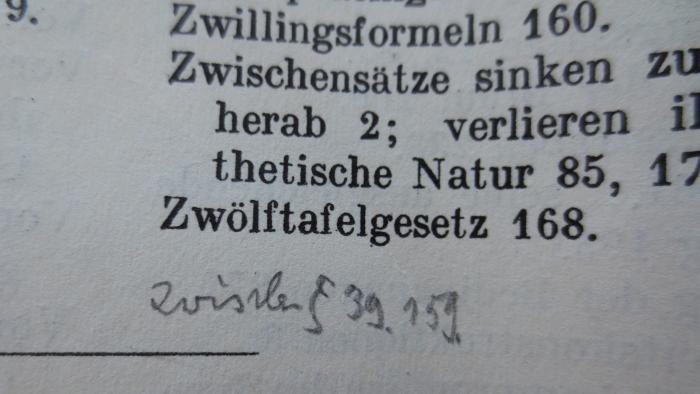 Sa 267 2. Ex.: Handbuch der erklärenden Syntax : Ein Versuch zur Erforschung der Bedingungen und Triebkräfte in Syntax und Stilistik (1931);- (unbekannt), Von Hand: Annotation. 