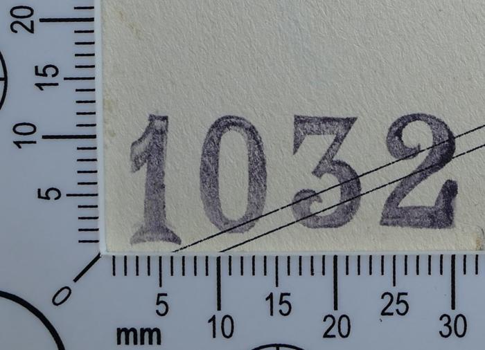 - (Adolf Kraus-Loge J.O.B.B. Olmütz-Proßnitz in Olmütz), Stempel: Inventar-/ Zugangsnummer; '1032'. 