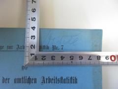 - (Will, [?]), Von Hand: Name, Autogramm; 'Dr. Will'. 