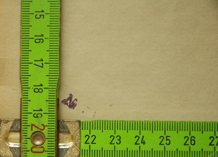 Unvollständiger Stempel mit Maße