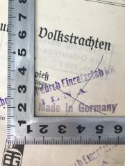 - (Nationalsozialistische Deutsche Arbeiterpartei. Einsatzstab Reichsleiter Rosenberg für die Besetzten Gebiete - Wilna), Stempel: Name; 'Sichergestellt durch Einsatzstab RR Wilna

Made in Germany'.  (Prototyp)