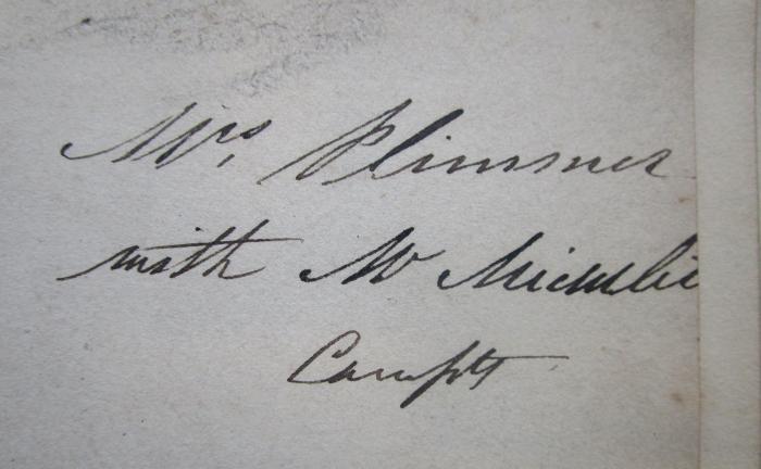 - (unbekannt), Von Hand: Notiz, Name; 'Mrs Plimmer
with Mr Mi????
????'. 