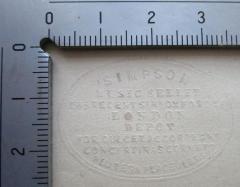 - (Simpson), Stempel: Buchhändler, Berufsangabe/Titel/Branche, Name, Ortsangabe; 'SIMPSON
MUSIC SELLER
266 REGENT Sᵀ Nᴿ OXFORD Sᵀ
LONDON
DEPOT
FOR DULCET ACCORDEONS
CONCERTINAS CORNETS
FLUTES &amp; FLAGEOLETS
'.  (Prototyp)