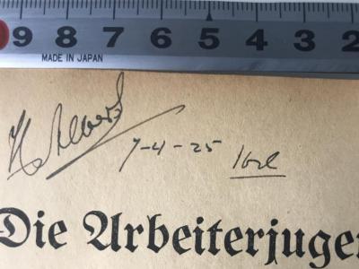 - (Albers, H.), Von Hand: Name; 'H. Albers 7-4-25 Ilse (?)'. 
