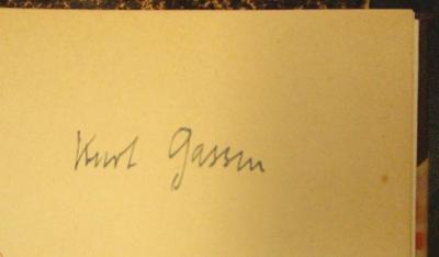 - (Gassen, Kurt), Von Hand: Name, Autogramm; 'Kurt Gassen'. 