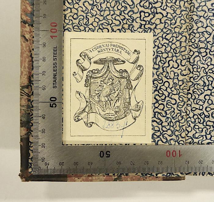 Rara M 198 : D. Jo. Christoph. Doederlein Institutio Theologi Christiani In Capitibus Religionis Theoreticis Nostris Temporibus Accommodata. 1 (1797);-, Etikett: Wappen, Berufsangabe/Titel/Branche, Ortsangabe, Signatur; 'A Csornai Prépostság Könyvtára. 2883./1.';-, Etikett: Wappen, Berufsangabe/Titel/Branche, Ortsangabe; 'A Csornai Prépostság Könyvtára.' (Prototyp)