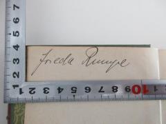 - (Runge, Frieda), Von Hand: Name; 'Frieda Runge'. 