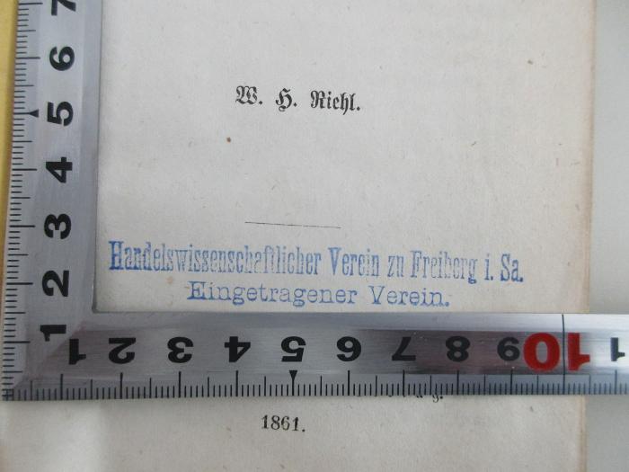 - (Handelswirtschaftlicher Verein zu Freiberg i. Sa.), Stempel: Name, Ortsangabe; 'Handelswirtschaftlicher Verein zu Freiberg i. Sa. Eingetragener Verein'.  (Prototyp)