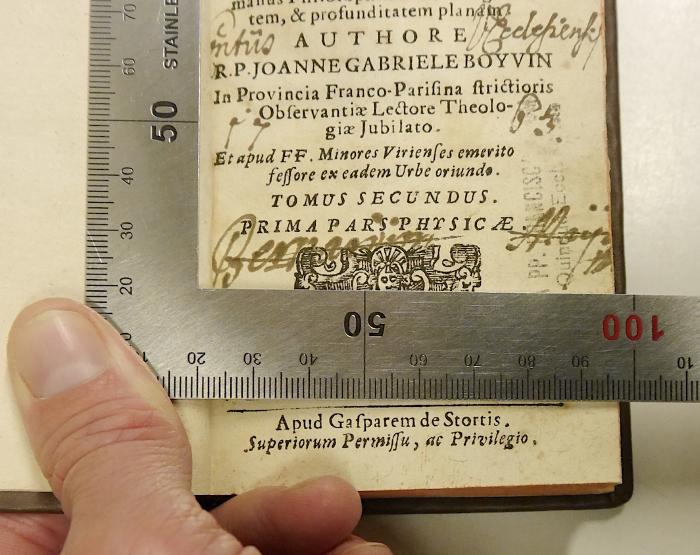 Rara M 408 : Philosophia Scoti A prolixitate, &amp; subtilitas ejus ab obsuritate libera &amp; vindicata. 2,1. Prima Pars Physicae (1719);-, Von Hand: Name; 'Ber[…] M[…]
'