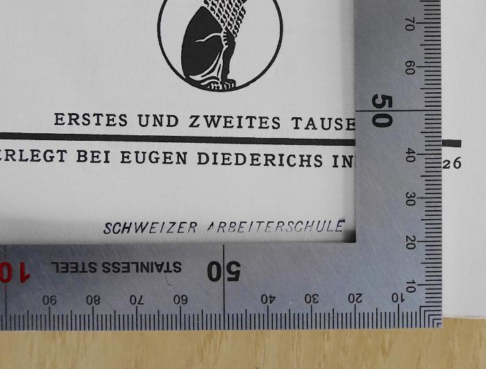 MC 8000 M266 P9+2 : Zur Psychologie des Sozialismus (1926);- (Schweizer Arbeiterschule), Stempel: Name, Berufsangabe/Titel/Branche; 'Schweizer Arbeiterschule'. 