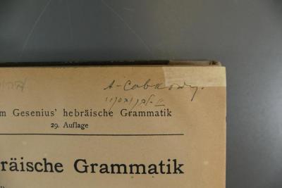 - (Coburn, A. ;Lewkowski), Von Hand: Name, Exlibris; 'A - Coburn [?]
 [?] 
לבקובסקיי'. 