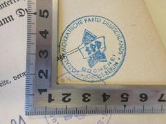 - (Sozialdemokratische Partei Deutschlands (SPD);Sozialdemokratische Partei Deutschlands Gross-Berlin Bücherei), Stempel: Name, Ortsangabe; 'Sozialdemokratische Partei Deutschlands Gross-Berlin
Bücherei'.  (Prototyp)