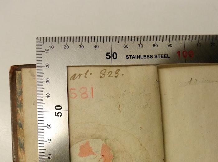 arl. 823.[?]
[+ entfernte Handschrift:]
...ein ...18... chez [...]