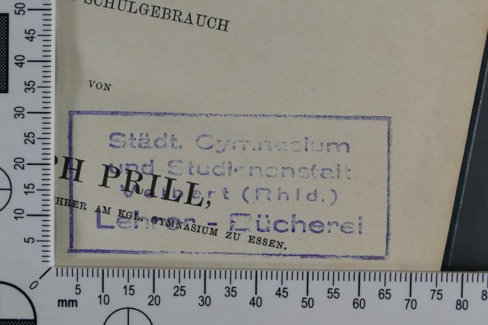 - (Städtisches Gmynasium und Studienanstalt Velbert (Rhld.) Leih-Bücherei), Stempel: Exlibris, Name; 'Städt. Gymnasium 
und Studienanstalt Velbert (Rhld.)   
Leih-Bücherei '.  (Prototyp)