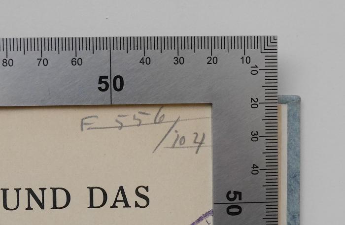 F 556 / i04