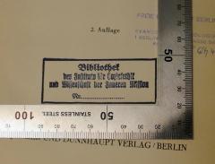 - ( Institut für Sozialethik und Wissenschaft der Inneren Mission), Stempel: Name, Berufsangabe/Titel/Branche; 'Bibliothek des Instituts für Sozialethik und Wissenschaft der Inneren Mission Nr.'. 