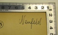 - (Neufeld, [?]), Von Hand: Autogramm, Name; 'Neufeld'. 