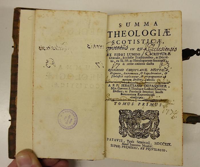 Rara M 584-589 : Summa theologiae scotisticae
 (1719-1720)