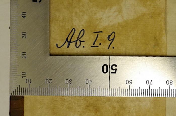 Rara M 584-589 : Summa theologiae scotisticae
 (1719-1720);-, Von Hand: Signatur; 'Ab.I.9 [in Band 2] [und Ab.I.10 in Band 3]'