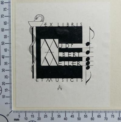 - (Meller, Albert), Etikett: Exlibris, Name; 'Ex libris et musicis 
MuDr. 
Albert Meller'.  (Prototyp)