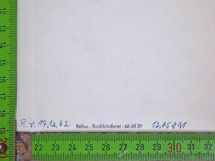- (Relius), Von Hand: Buchbinder; 'R.v.17.12.62 [Relius.Buchbinderei.66 68 39] 12.05 DM'. 