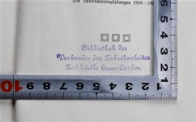 SA 1330-20 : Zwanzigster Jahres- und Kassenbericht der Berliner Gewerkschafts-Kommission und Bericht des Arbeiter-Sekretariats Berlin pro 1908 (1909);- (Verband der Fabrikarbeiter Deutschlands. Zahlstelle Groß-Berlin. Bibliothek), Stempel: Name, Berufsangabe/Titel/Branche, Ortsangabe; 'Bibliothek des Verbandes der Fabrikarbeiter Zahlstelle Gross-Berlin'.  (Prototyp)