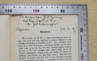 Bf 179 : Reines Deutschthum (1893);- (Langner, S. E.;Henning, Frieda), Von Hand: Widmung; 'S. E. Langner stiftet Frieda Henning dieses Buch, welches einst dem verstorb. Dr. Theod. Südström gehörte! Kassel 1911. [I.T.n. H.!]'. 