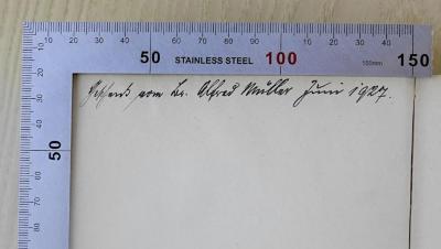 Gd 456-1/2&lt;3&gt; : Erinnerungen eines deutschen Offiziers. 1, Aus 2 annectirten Ländern  (1890);- (Müller, Alfred), Von Hand: Widmung, Name, Datum; 'Geschenk vom Dr. Alfred Müller Juni 1927.'. 