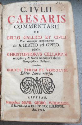 G 3154 :  	
C. Iulii Caesaris Commentarii de bello Gallico et civili: cum utriusque suppl. ab A. Hirtio vel Oppio ...  (1726)