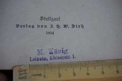 - (M. König), Stempel: Name, Ortsangabe; 'M. König
Leipzig, Körnerstr. 1'. 