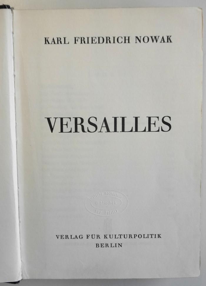 Gb 857a : Versailles. (1927)