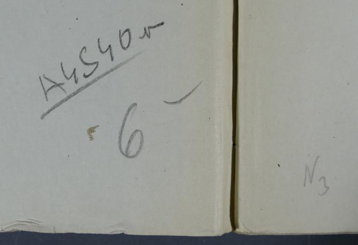 - (Antiquariat "Kniha A 4"), Von Hand: Buchhändler; 'A4S40[...] / 6-'. 