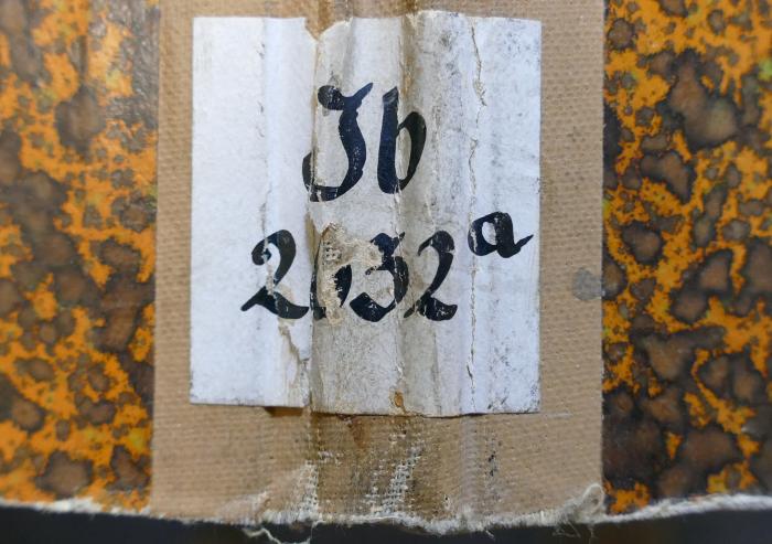 - (Deutsches Reich. Reichssicherheitshauptamt Bibliothek), Etikett: Signatur; 'Jb 2632 a'. 