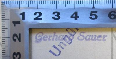- (Sauer, Gerhard), Stempel: Name; 'Gerhard Sauer'. 