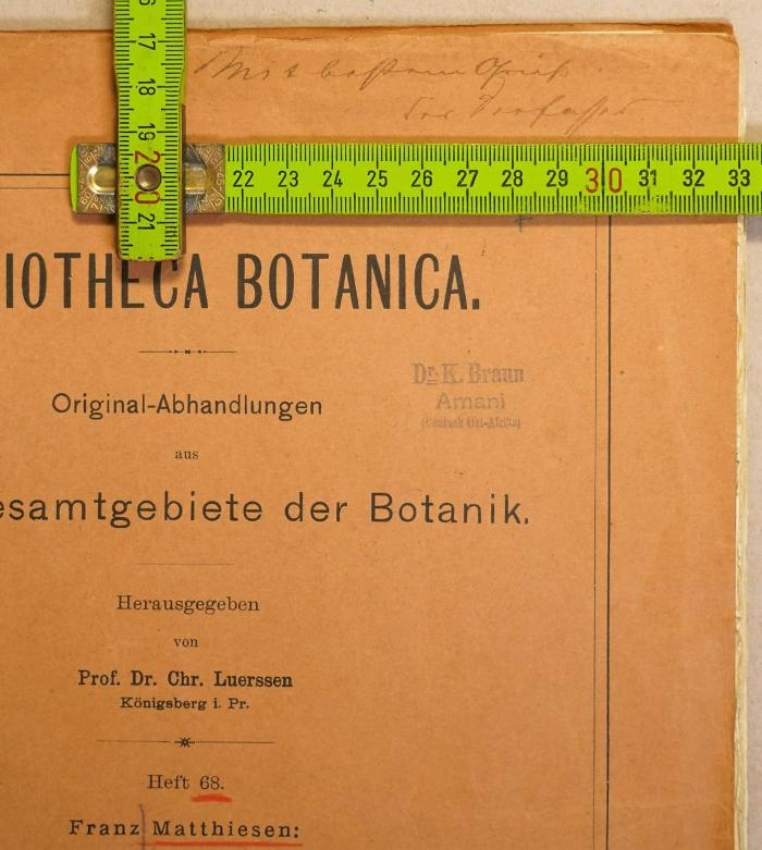 -, Von Hand: Widmung; 'Mit bestem Gruß
für [?]'