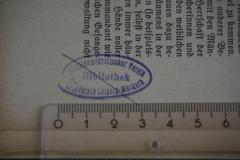 - (Sozialdemokratischer Verein. Bibliothek. Ortsverein Leipzig-Möckern), Stempel: Berufsangabe/Titel/Branche, Ortsangabe; 'Sozialdemokratischer Verein
Bibliothek
Ortsverein Leipzig-Möckern'.  (Prototyp)