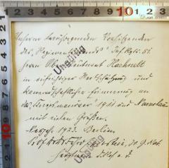 - (Haehnelt, Wilhelm), Von Hand: Widmung; 'Unserem treusorgenden Vorsitzenden des "Regimentsabends" Inf. Regts. 51. Herrn Oberstleutnant Haehnelt in aufrichtiger Wertschätzung und kameradschaftlicher Erinnerung an das "Kriegsmanöver" 1911 und ……. Mit vielen Grüßen …….. 1923. Berlin                      Prof. Dr. Dr. ............stein,..................d. ...a.d.'. 